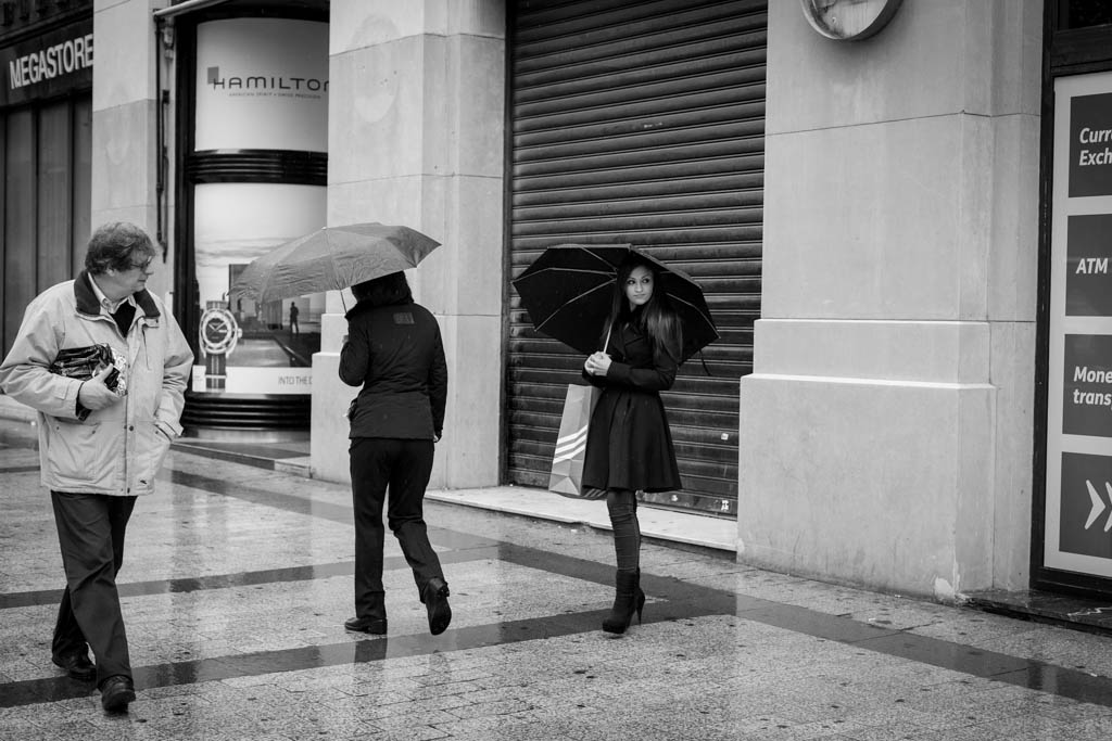 Casque les yeux | Champs-Élysées, Paris, 15/10/2014